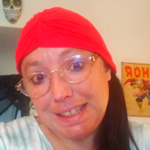 Red hat - Picture 1 of 1